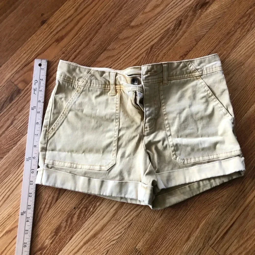C&accept California shorts